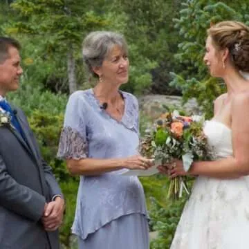 Officiant in Colorado, marrying a couple for elopement wedding